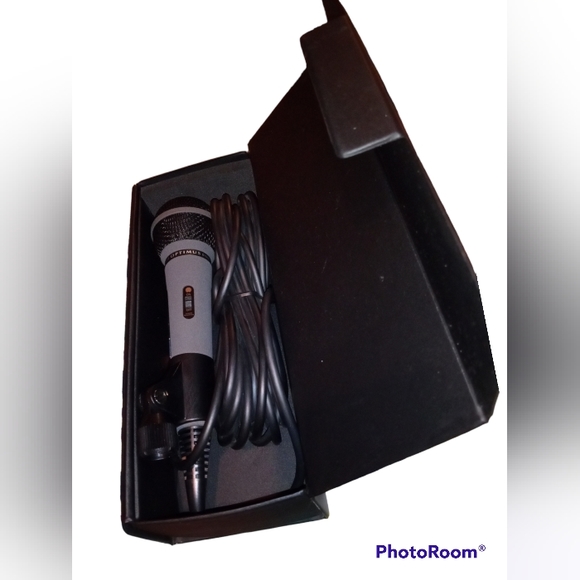 33-3018 Optimus Dynamic Microphone in original case - Picture 2 of 4